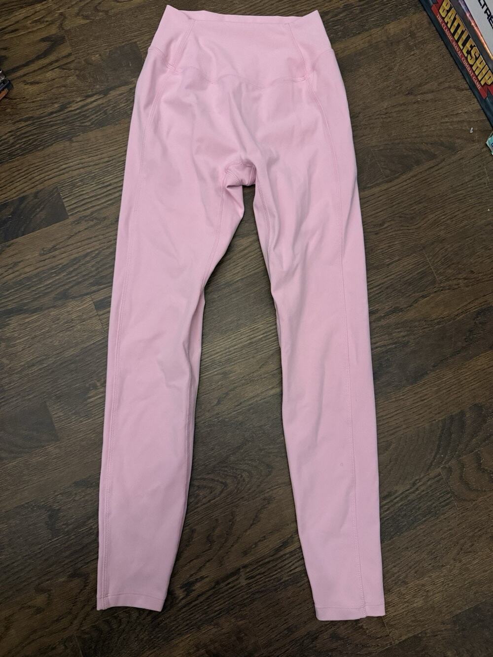 Bo+Tee Soft Active Mid-Rise Leggings Baby Pink White Heart Piping size S